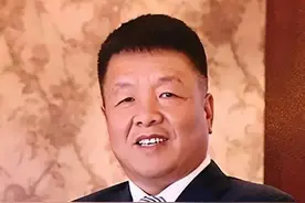身价百亿A股实控人安然去世，腾讯青年才俊坠楼引争议图片