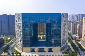 河南二建集团承建的河南建设大厦获鲁班奖图片