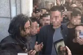 “沈大师”翻版？昔日高考状元流浪山东街头，家人：他扔掉手机后全国溜达图片