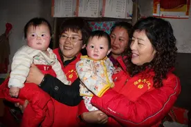 栖霞龙凤胎的九年蜕变路：爱和付出伴他们成长，也改变了整个家图片
