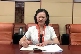 全国政协委员、西昌学院院长贺盛瑜：“动车时代”的凉山将更开放图片