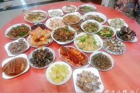 暖男！小学生连上20道年夜饭，“自己会做菜，妈妈就不会那么辛苦了”图片