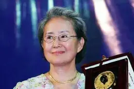 著名作家张洁去世，“我们这个时代肝肠寸断的表情”图片