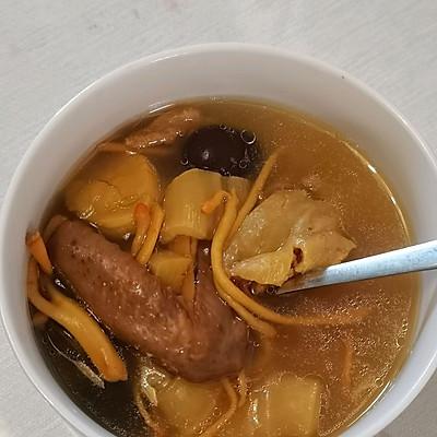 煲花胶汤最好放什么材料窍门 2026年煲花胶汤的做法
