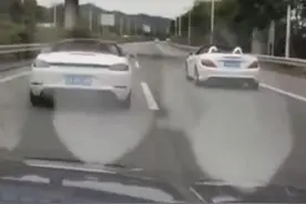 两辆敞篷跑车占道高速并行拍照，还辱骂后方车主，三亚警方正在调查图片