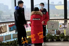 班里小学生不是1米9，就是1米8，杭州班主任：我也想长高！家长：有三个秘诀图片