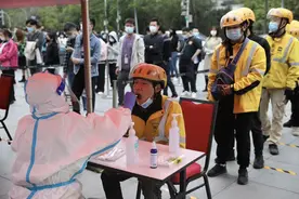 美团外卖在深升级无接触“安心送”为骑手、消费者健康保驾护航图片