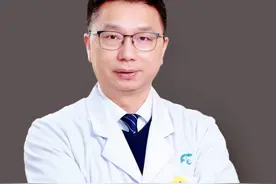 穿秋裤脱秋裤……多变的春天，娃该怎么穿衣服？图片