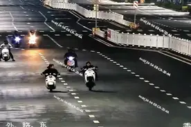 “鬼火少年”深夜组团飙车炫技 南宁交警：一锅端了图片