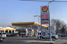 每天100万桶或只是杯水车薪，美国释放石油储备能让油价跌几块？图片