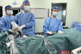 单孔腹腔镜，微创手术的“高精尖”图片