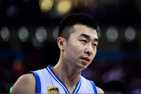 王骁辉执教的北京队战胜辽宁队  夺得U19青年篮球联赛男子组季军图片
