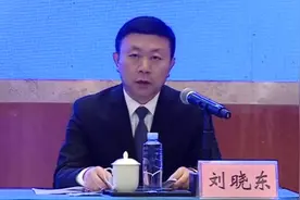 停飞所有波音737-800飞机 东航回应：以最高的安全标准检查和维护视频封面