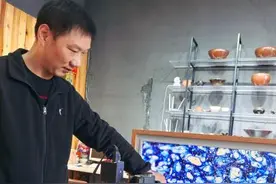 围观！放大镜下传统建盏晶体如万花筒变幻无穷图片