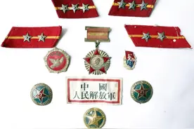 湖南娄底小伙为当兵减重50斤 续写祖孙三代从军荣光图片