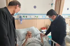 突破高龄禁区 妙手仁心除病痛 | 文登整骨烟台医院杨茂清副院长创伤整复科团队成功救治百岁摔伤老人图片