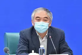曙光医院院长：面对传播力超强的奥密克戎变异株 应尽早用中医药图片