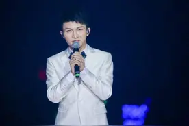 今日好听 | 周深《听我说》：日子总会变好的图片