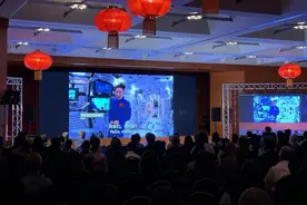中国航天员与美国中小学生开展“天地对话”，嘉宾为何选这几个美国人？图片