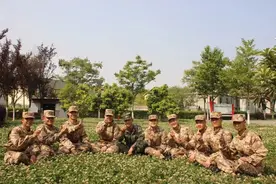 熄灯号 | 班长的大白兔奶糖，真甜！图片