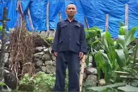感动！他25年前捡到弃婴，抚养成人，至今未娶……图片