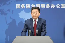 解放军多兵种演习回应美议员窜访台湾，专家：应做好对台军事斗争准备图片