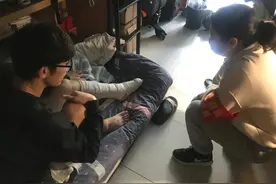 凌晨4点，遇见辅导员……图片