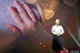 盲人女孩黄莺要读博了！老师称她一路勇往无前图片