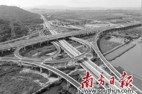  金湾全力以赴打好交通大会战 图片