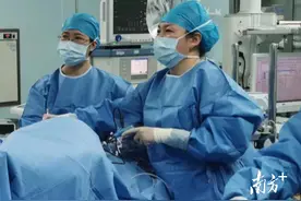 女子因子宫肌瘤肚大如怀孕，佛山医生为她“拆弹”图片