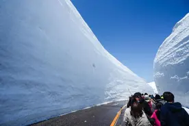 日本“五一”期间冰雪运动热度不减图片