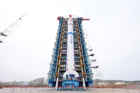一箭八星，长二丁发射成功图片