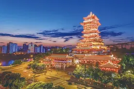 感悟中华文化 享受美好旅程 ‖ （越王楼门票福利）越王楼高倚栏处，凭风一览灯火艳~图片