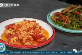 颠锅甩勺炒菜一气呵成！10岁女孩会做五六十道菜馋哭网友：比我能图片
