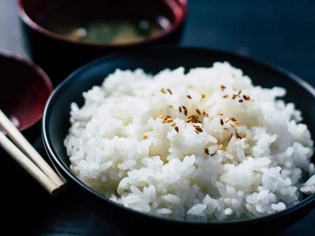 食道炎能吃花胶吗 2026年食道炎能吃花胶吗女性