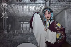 融合京剧元素 红色主题沉浸式戏剧《微光》将在成都上演图片