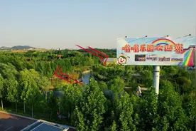 山东手造丨嗡嗡乐园版蜂蜡口红，给你不一样的甜蜜体验图片