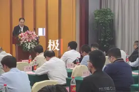湖北首届！大学生信创大赛决赛在武汉职业技术学院开幕图片
