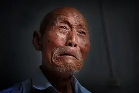 我们知道很多老人不用微信，这条是给你看的图片