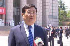 聚焦省第十二次党代会｜耿振华：锚定“工业立县、产业强县”战略不动摇 作出更大贡献视频封面