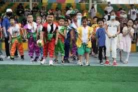 化身“葫芦娃”一起“扔粽子”，这里的端午能穿越童话世界图片