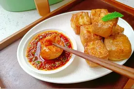 外酥里嫩的爆浆豆腐＋灵魂酱汁，非油炸版，低卡高蛋白图片