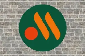 俄罗斯麦当劳换了新Logo，网友：看着怎么有点眼熟？图片