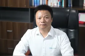 大学生创业明星卢鹏荐武汉安家鄂州创业图片