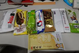 你遇到“雪糕刺客”了吗？八款雪糕同台竞争，谁是“耐热之王”？小时新闻做了实验图片