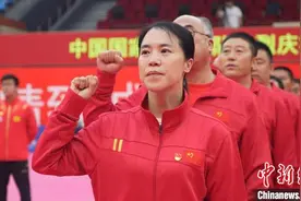 中国国家乒乓球队庆祝建党101周年图片