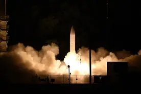 美国要发射28颗卫星跟踪中俄导弹？图片