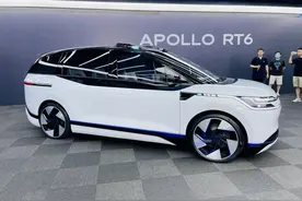 自动驾驶商业化迎来曙光！百度第六代量产无人车Apollo RT6发布，李彦宏：打车便宜一半图片