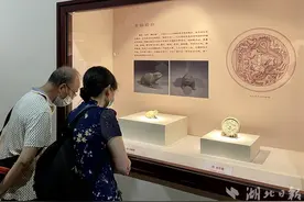 钟祥郢靖王墓出土珍品齐聚江城 再现明藩王“低调的奢华”图片