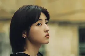 妹妹的清冷少年气，张子枫王圣迪一起给我洗眼睛图片